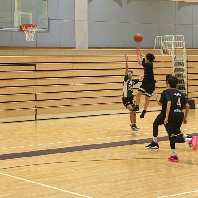 congratulations to our Middle School Merlins on a successful Basketball season, cumulating with a tournament at GSIS🦅🏀🎉🏅
Girls finished in 4th place overall after playing some very competitive games! 
Boys worked on their skills and played some competitive games! 
Well done to everyone who took part, thank you both player and coaches for your dedication this season and look forward to our final sports season of this semester!👏🦅😁🏐